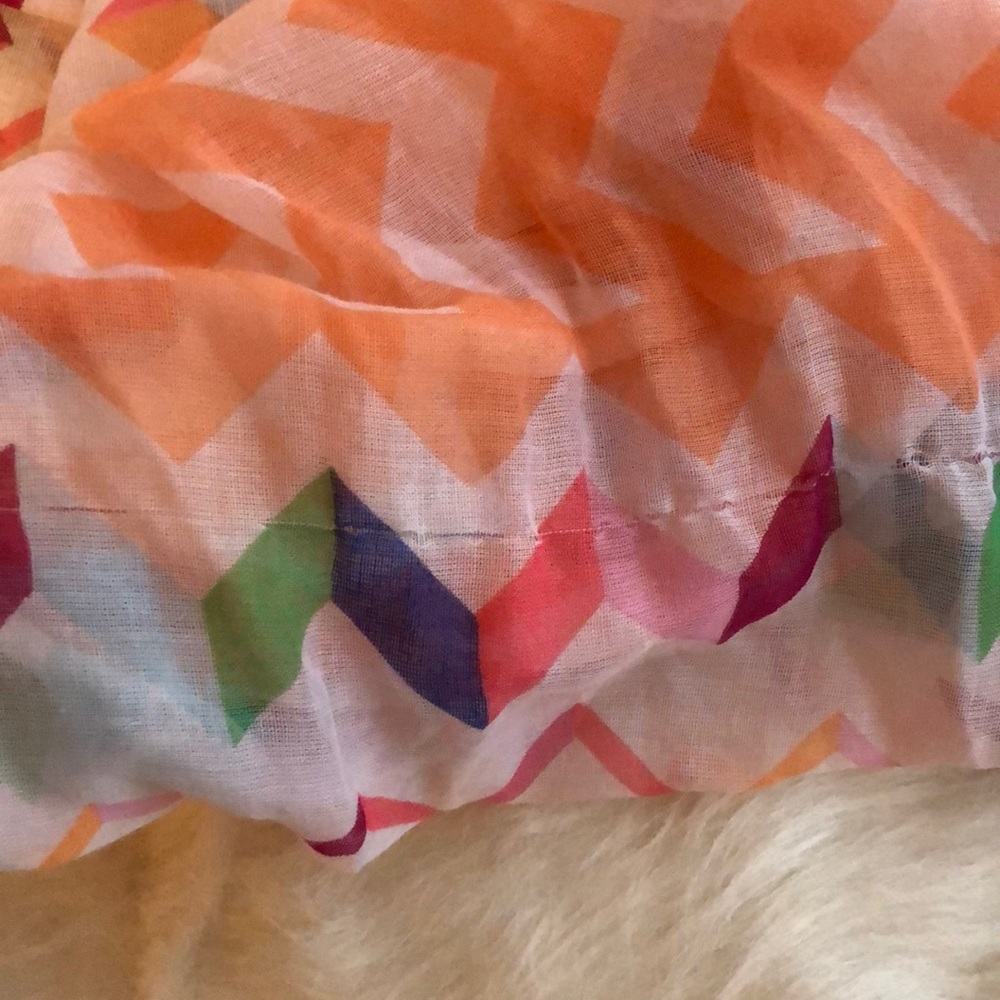 SOLD Light weight patterned scarves (2) - Picture 4 of 8